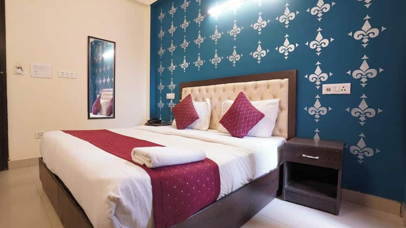 Hotel Tourist Palace