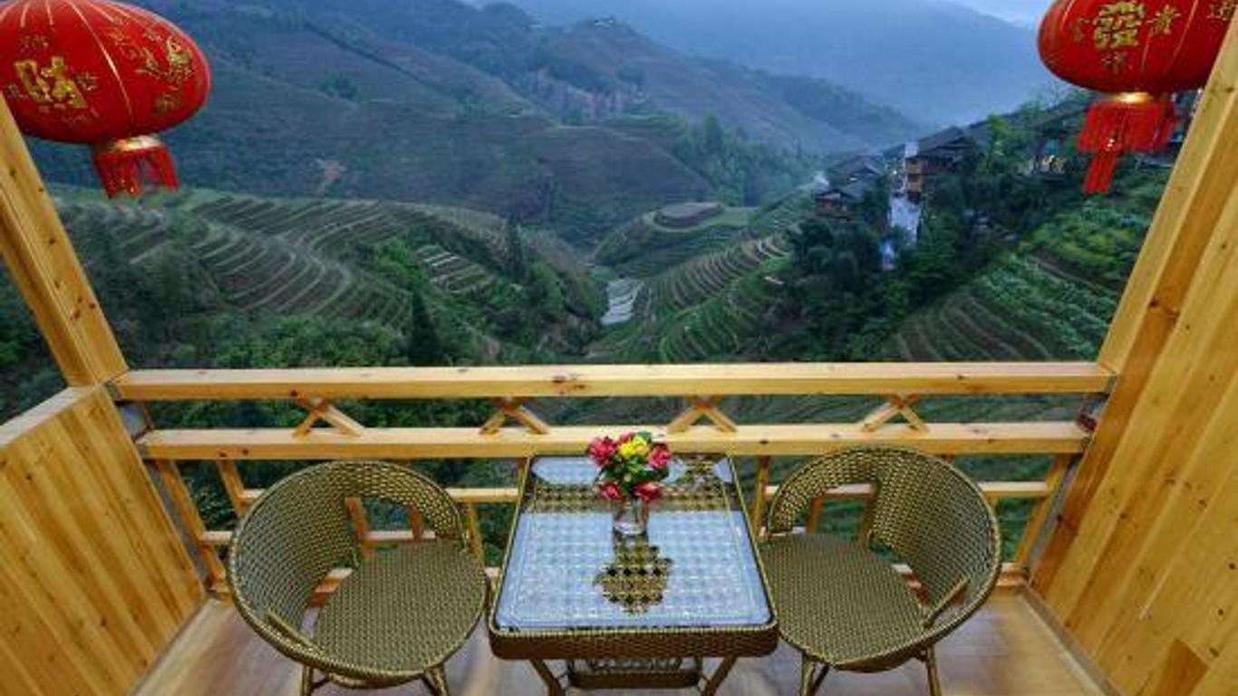 Longji Terrace Jinkeng Homestay (Qianshang Tiantiguan Attraction,Tiantouzhai Parking Lot)