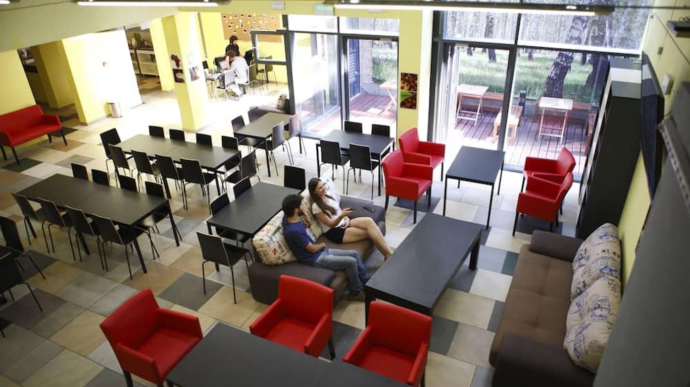 City Express Hostel