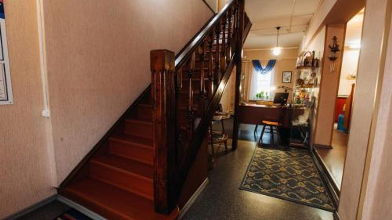 Kayut Companiya Hotel