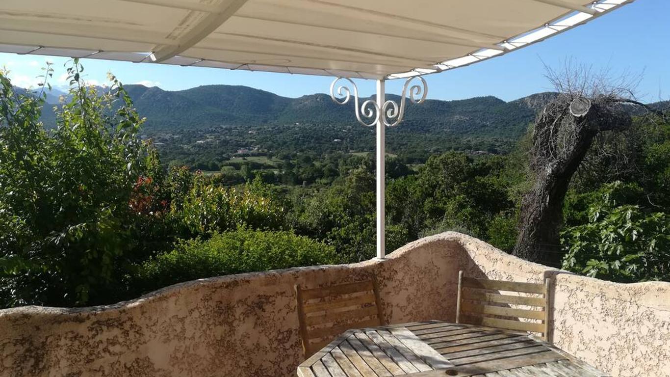 Residence Marina Di A Testa