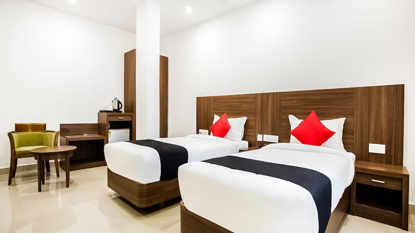 Capital O 60558 Hotel Midhuna International
