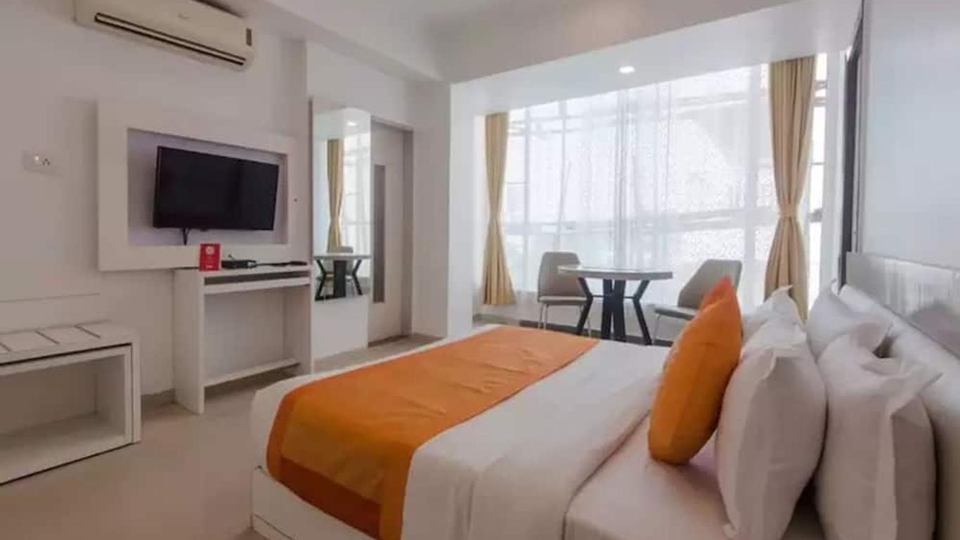 Hotel Aura