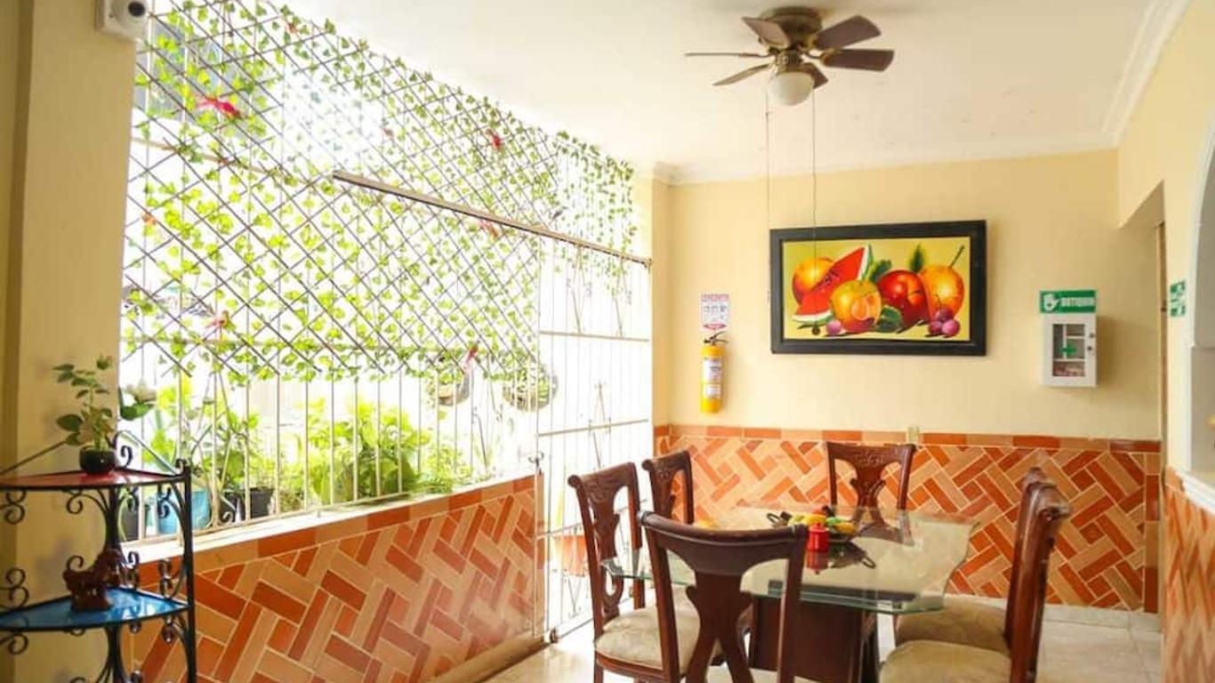 Hostal Casa Mebi
