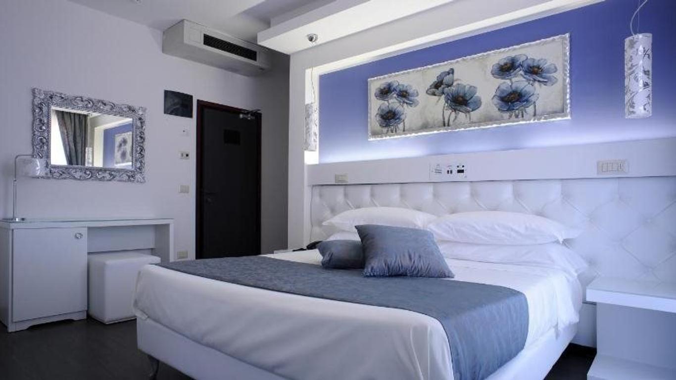 Hotel Ambassador