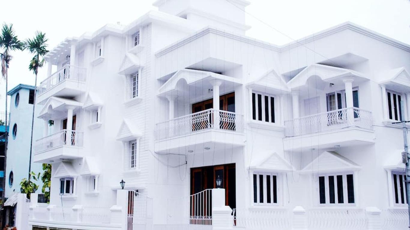 Anamitra Guest House