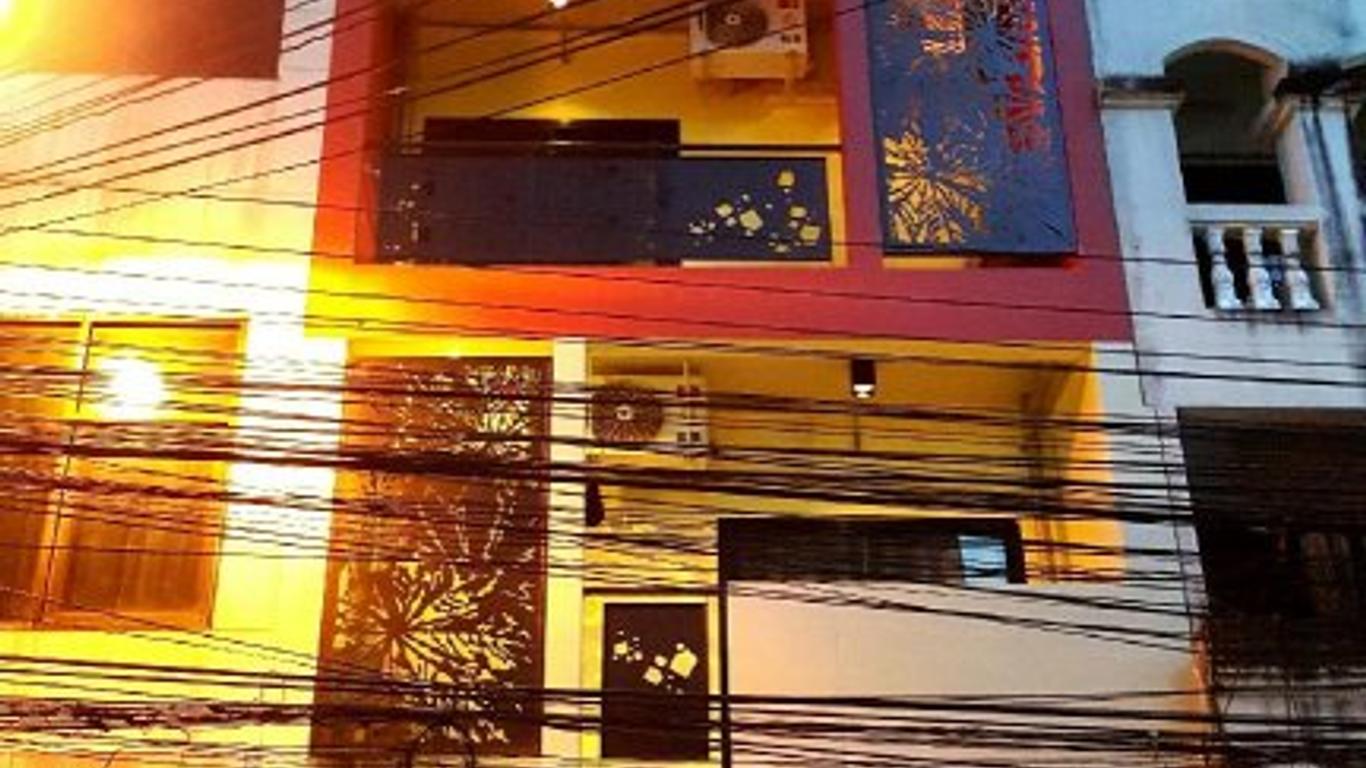 Room2u