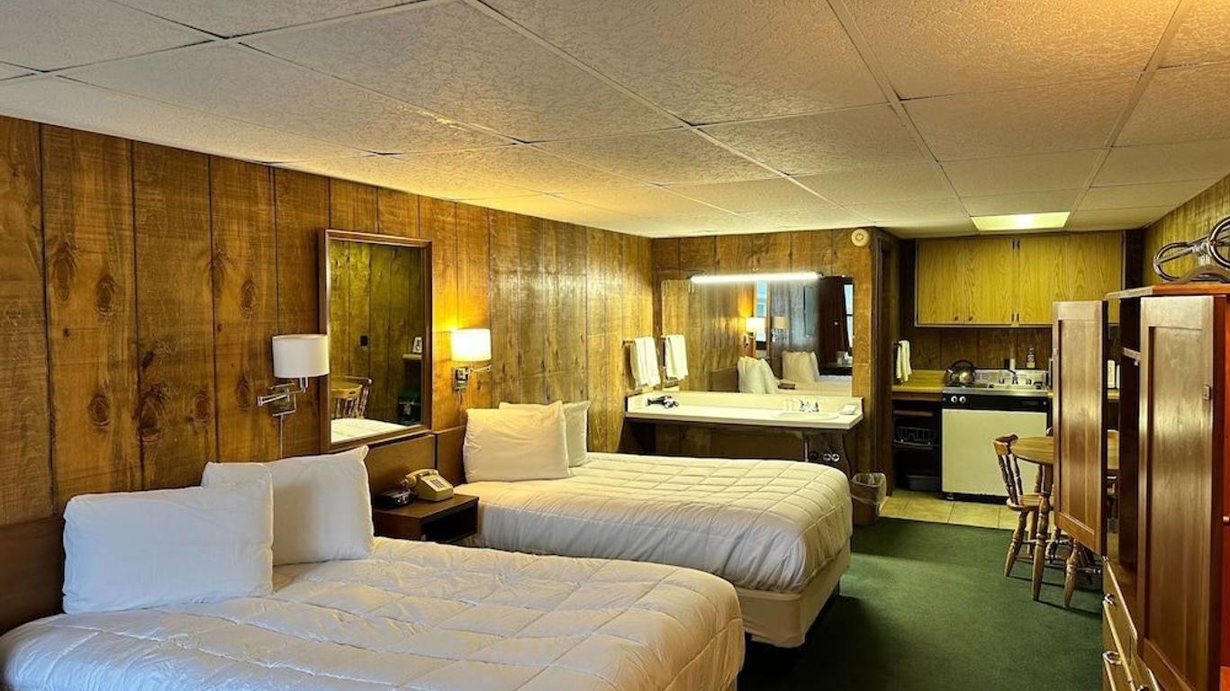 Maple Leaf Inn Lake Placid