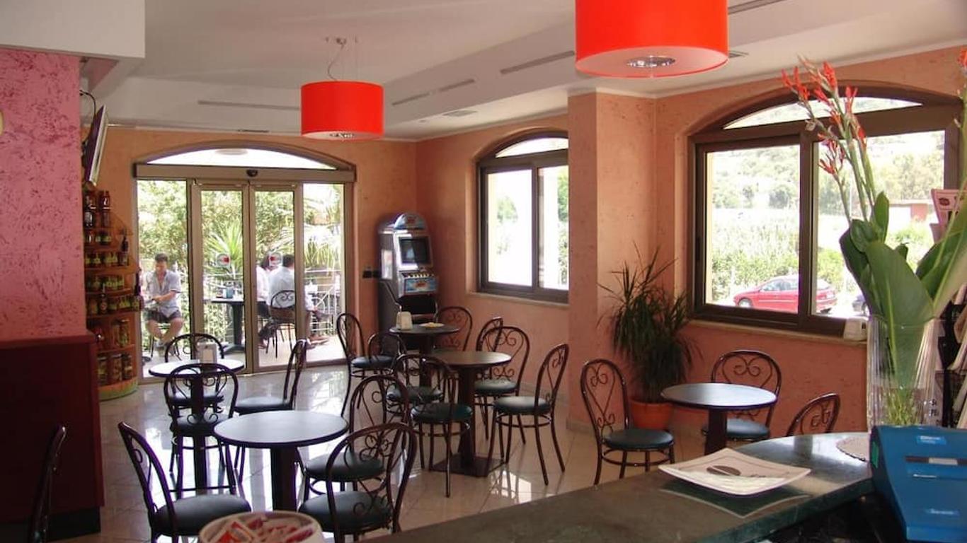 Hotel Mistef