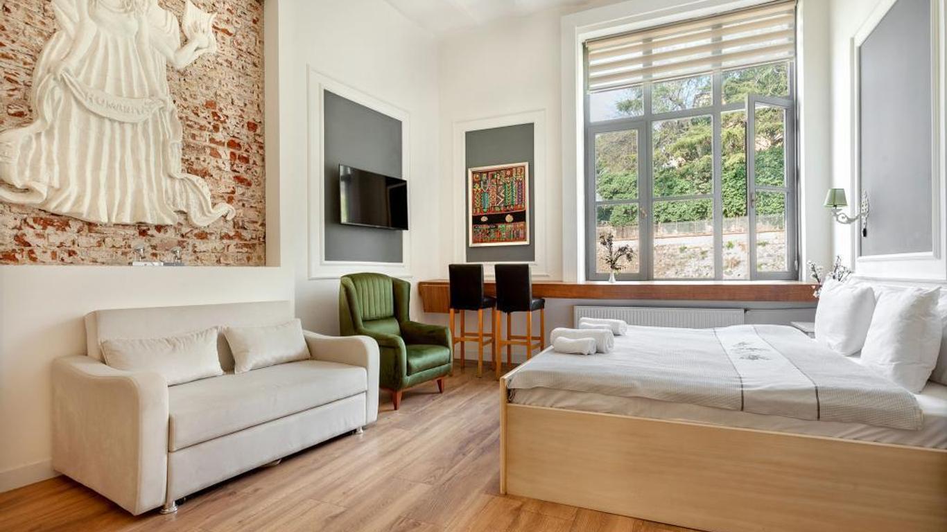 Cezayir Suites