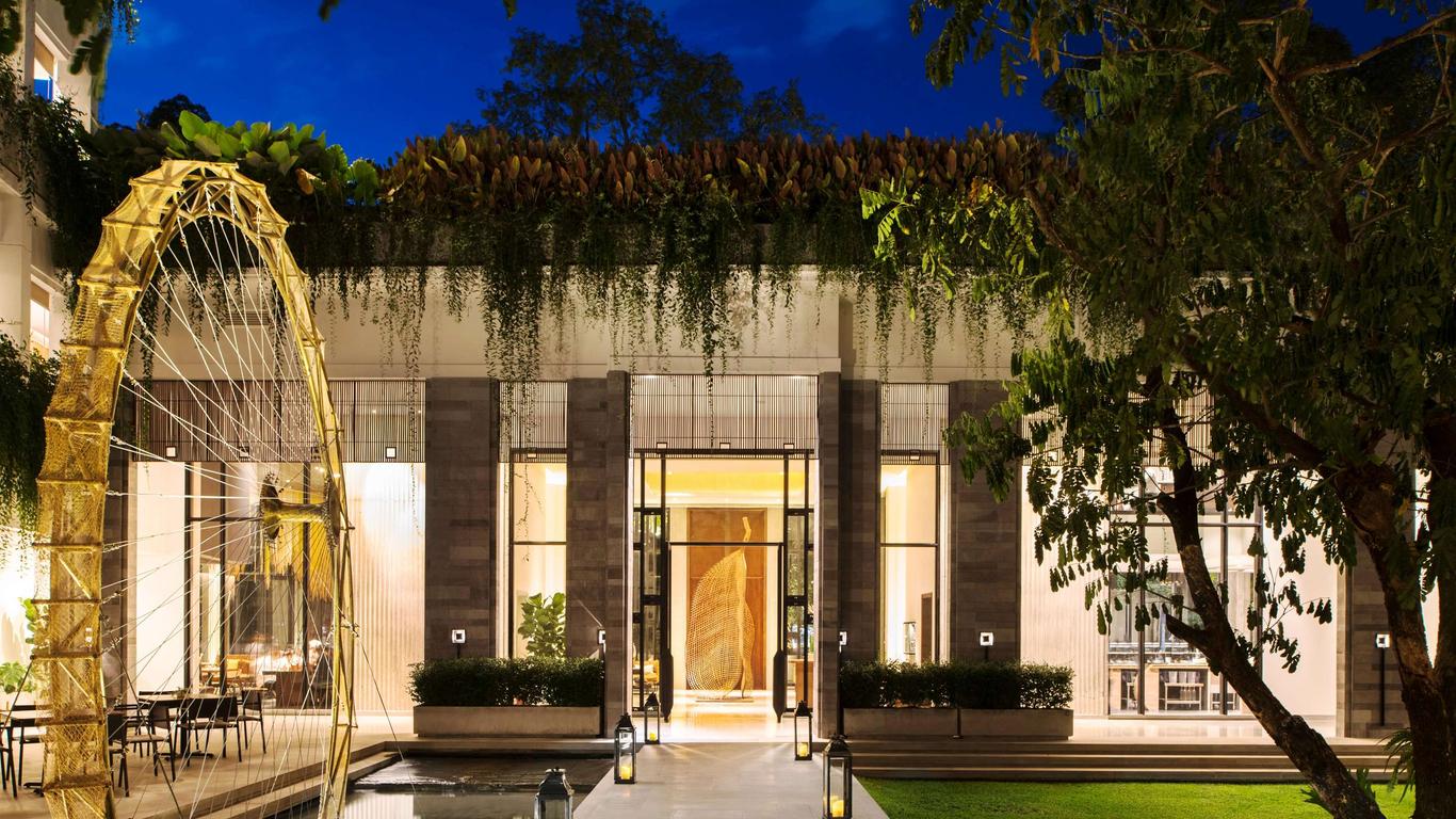 Treeline Urban Resort