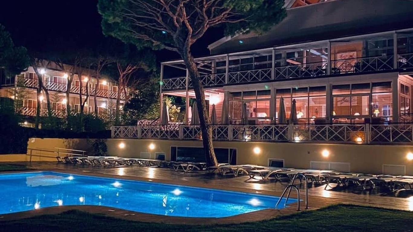 Hotel Nuevo Portil Golf