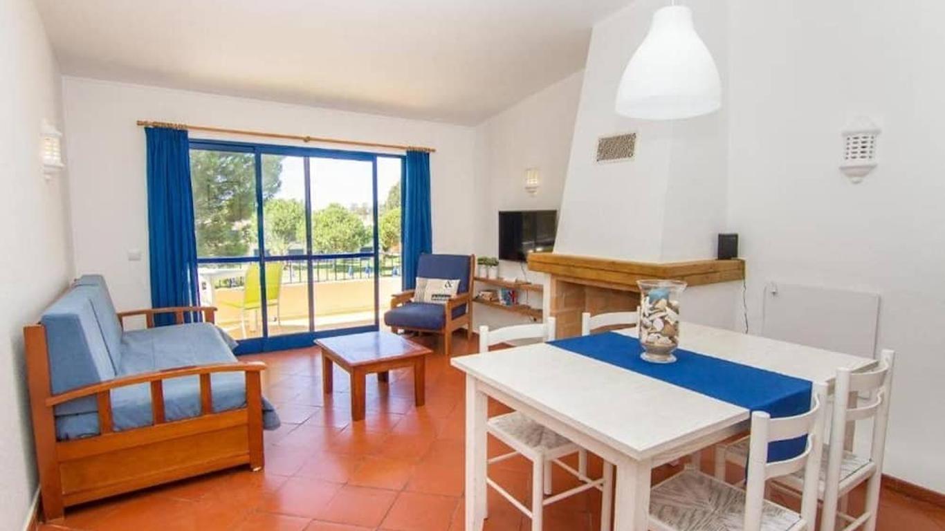 Bemposta Apartments