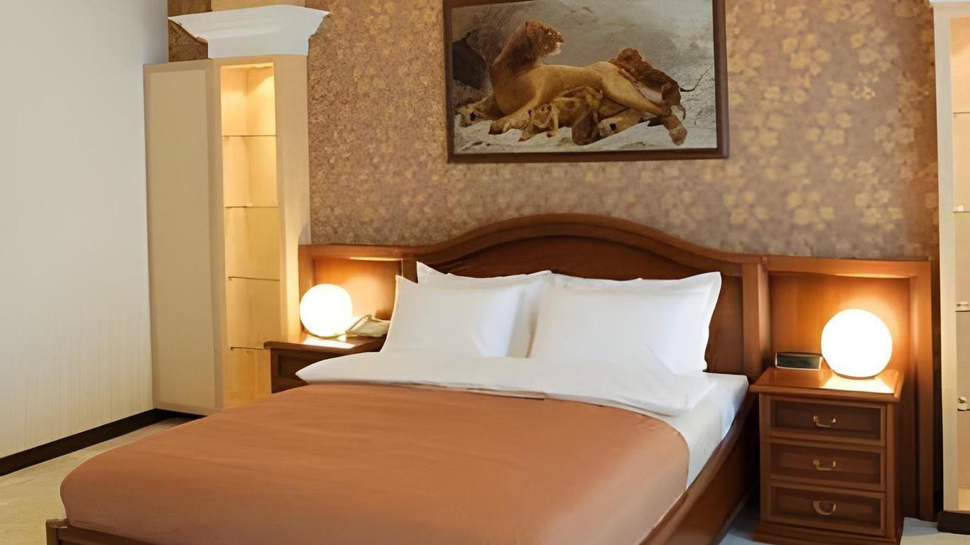 Reavil Hotel