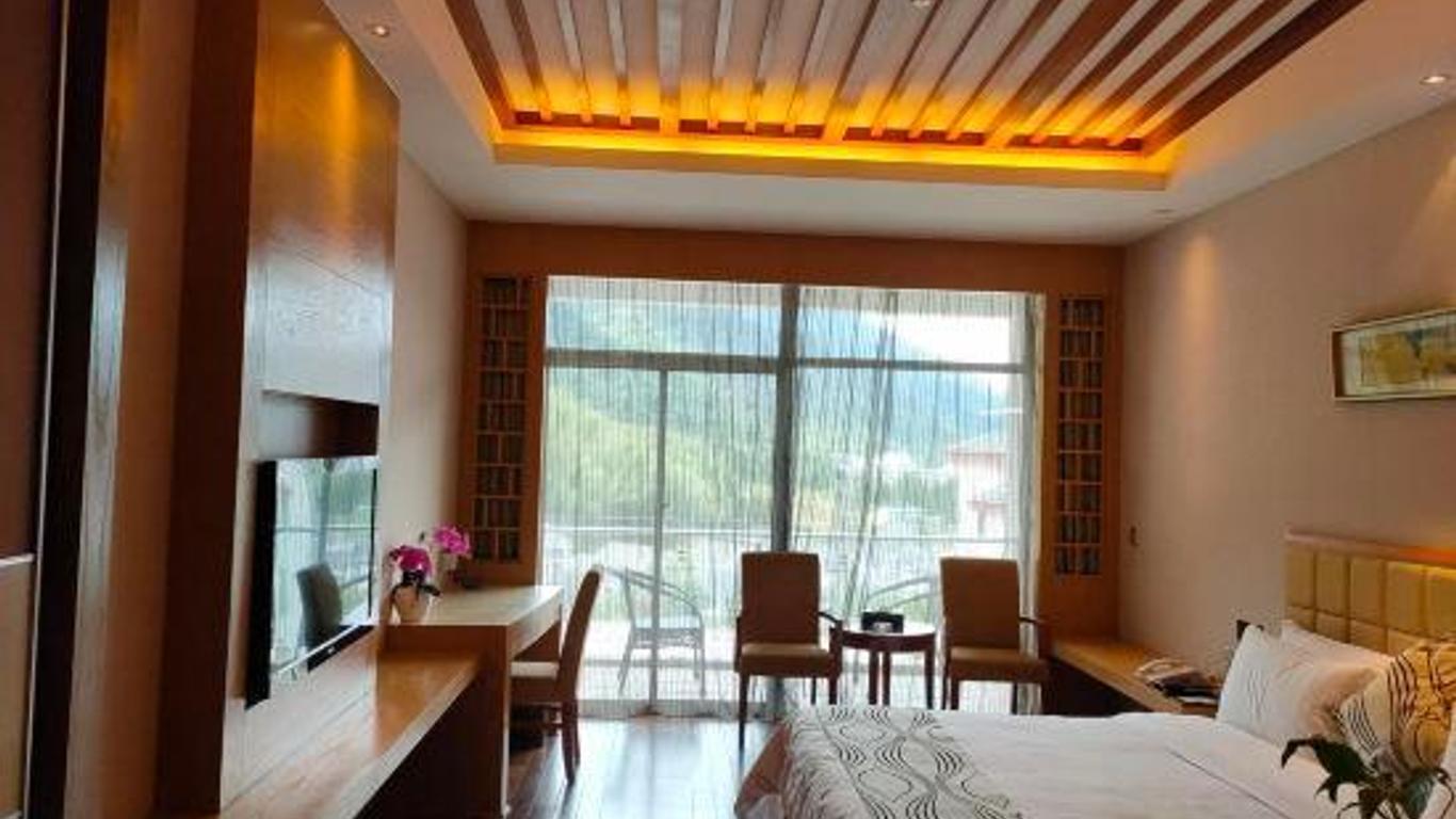 Jinchen Hotel
