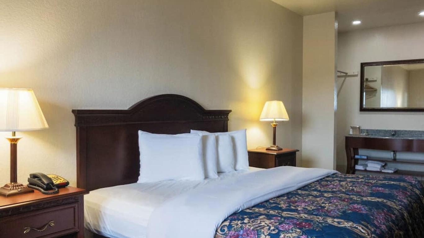 Hiway Inn Express