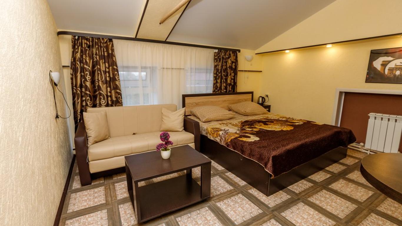 Sitara Hotel