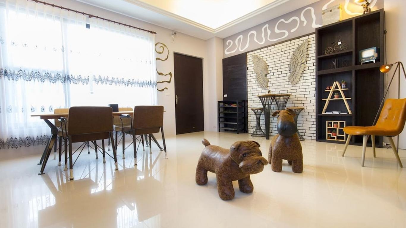 East Cube B&b