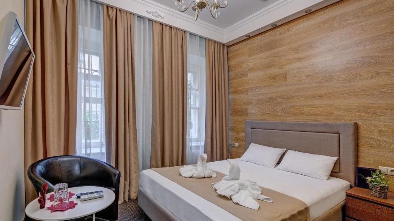 Na Taganke Hotel