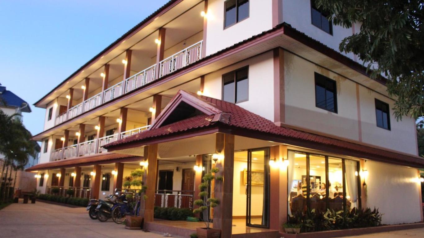 Nanbaankhun Hotel