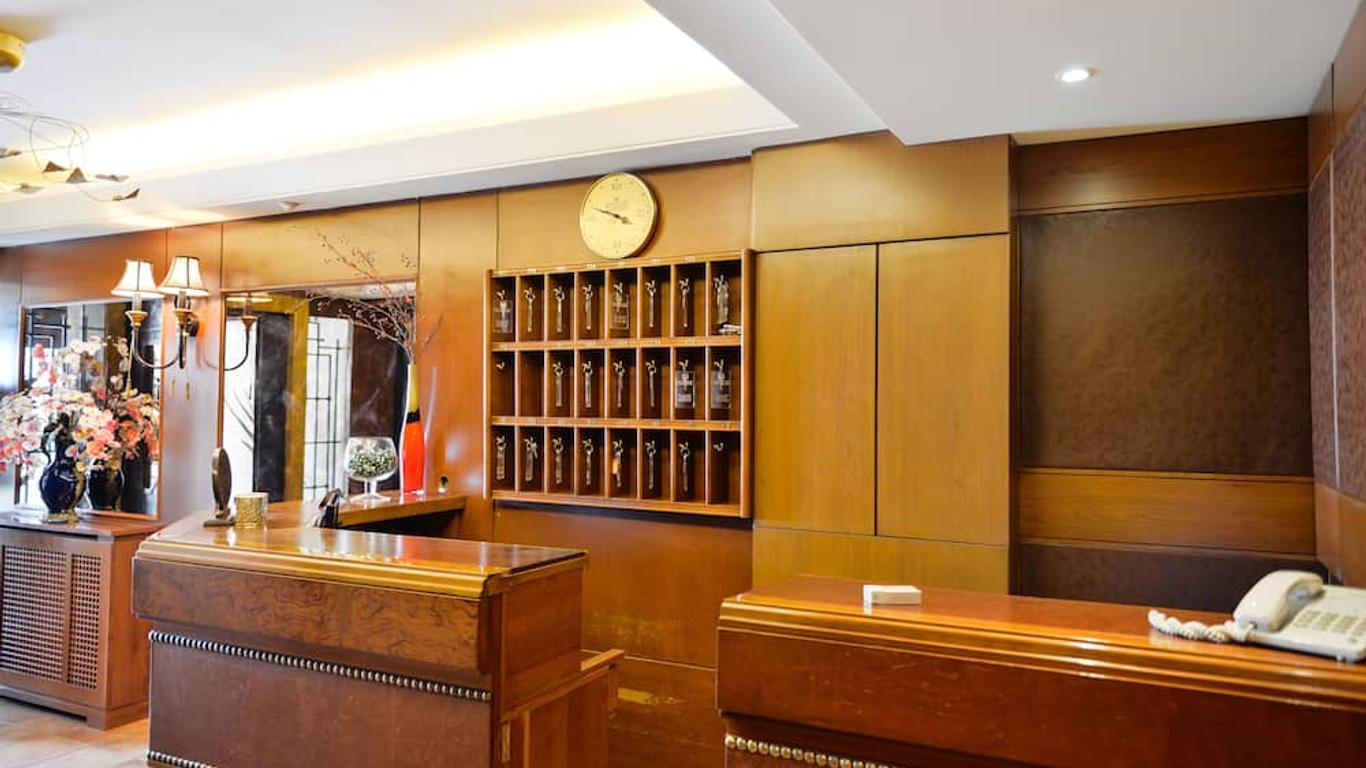Le Cedrus Hotel