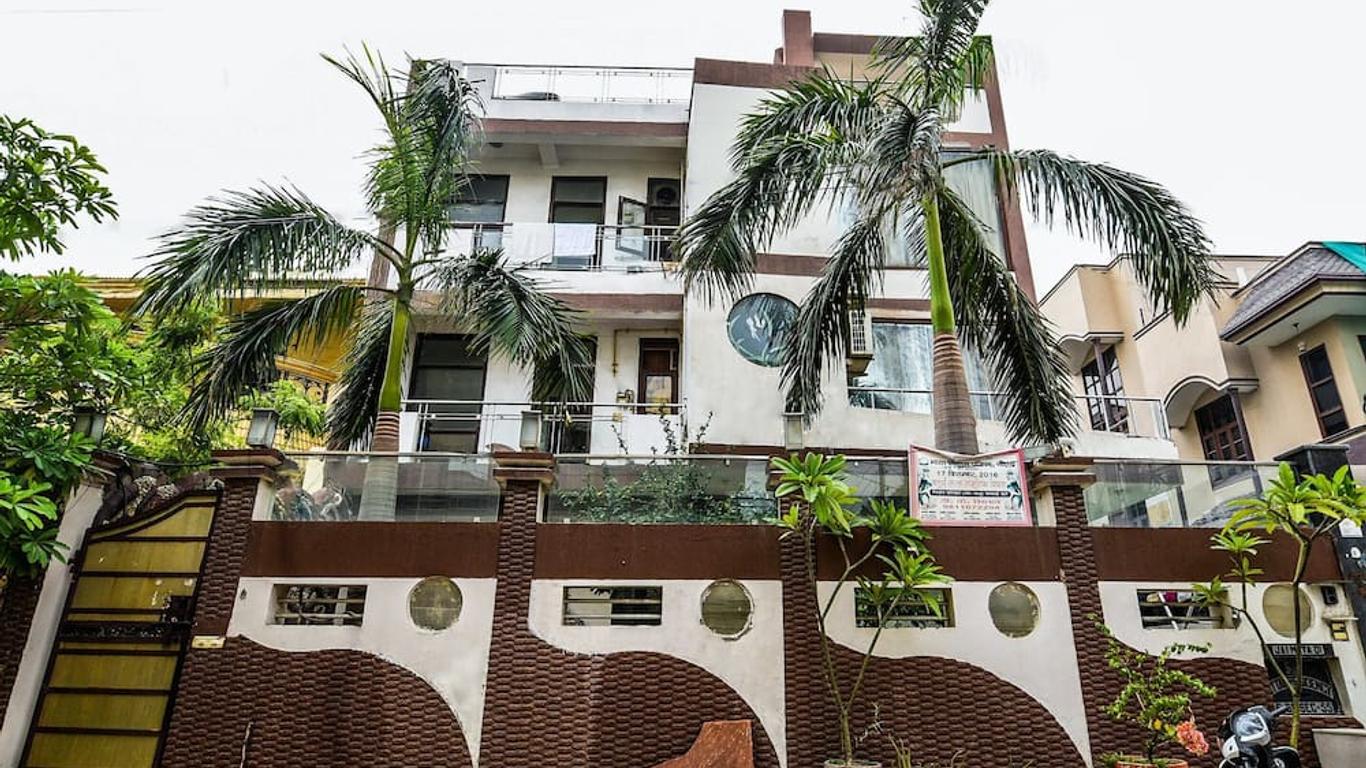 OYO 457 Hotel Mittal Residency