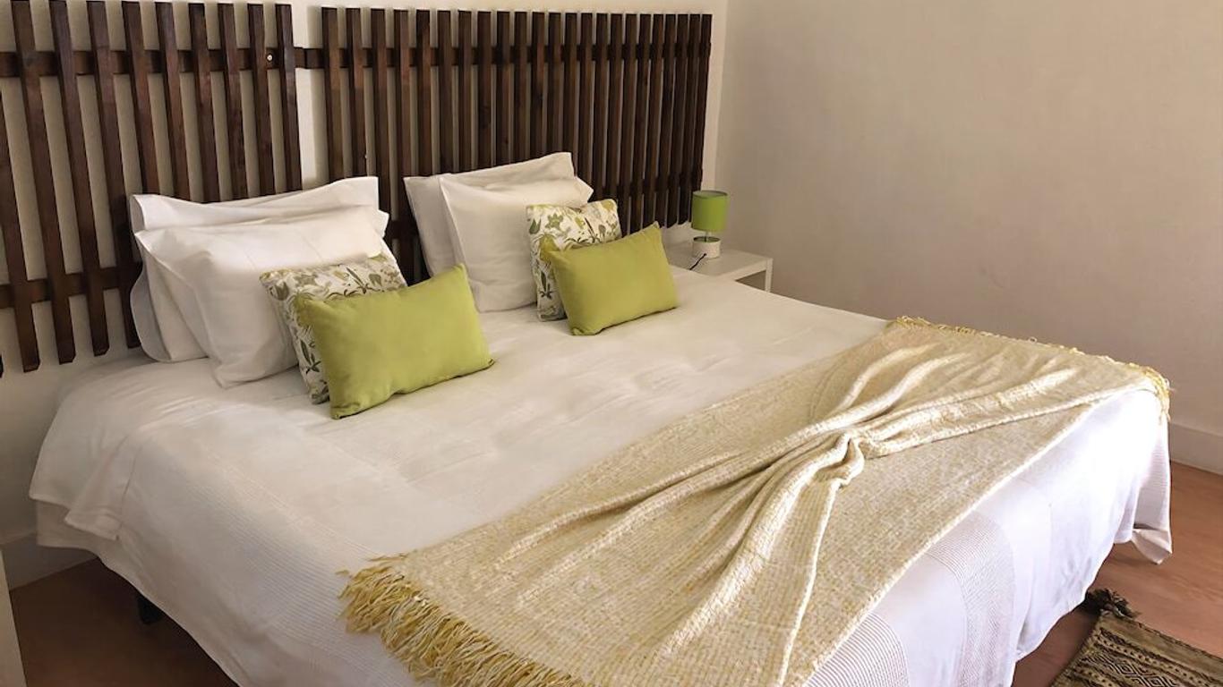 Avis Guesthouse