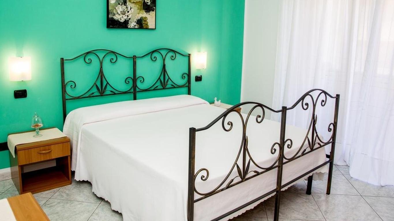 Solelunamare Guest House