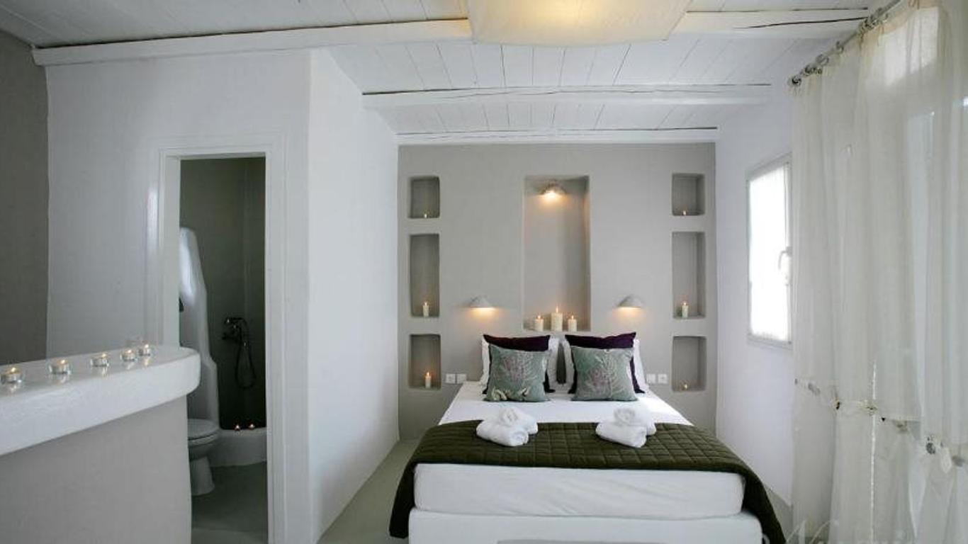 Ninemia Suites & Open air Spa
