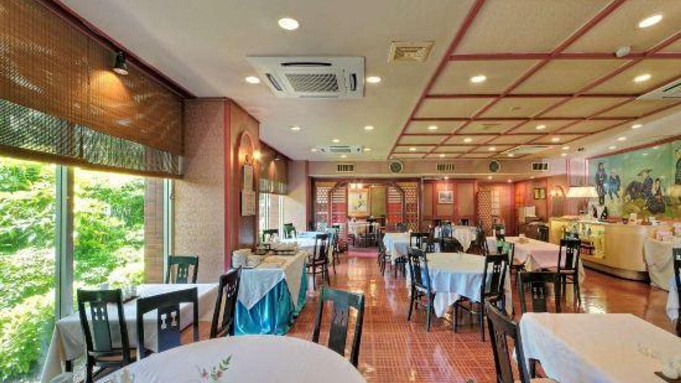 Akita Park Hotel