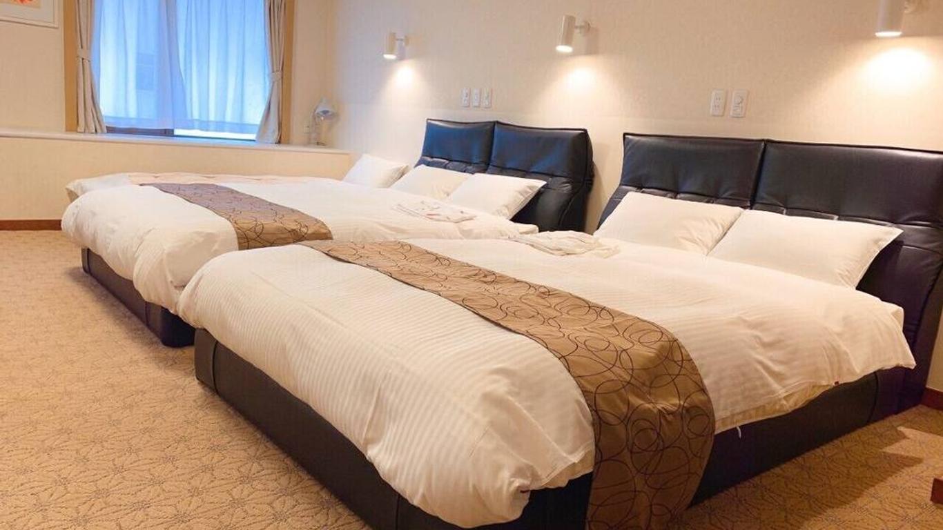 U-Community Hotel
