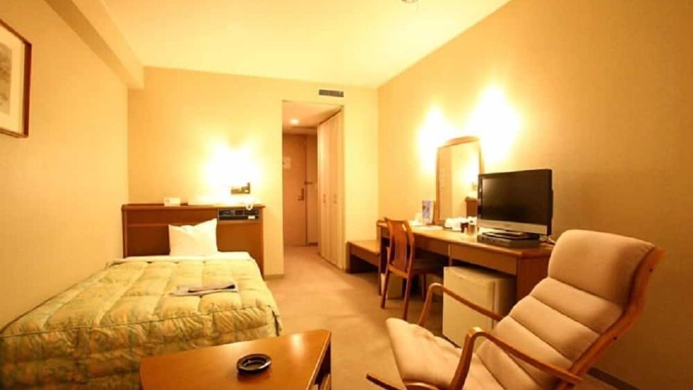 Tendo Central Hotel