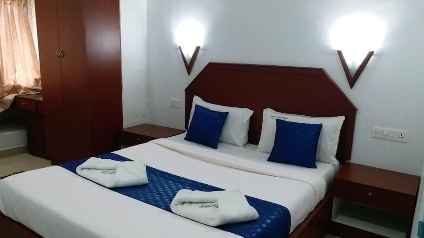 Annapoorneshwari Tourist Home, Postal Link Road