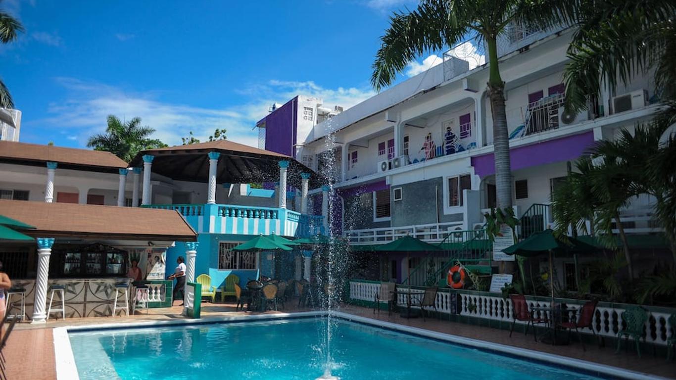 Glorianna Hotel