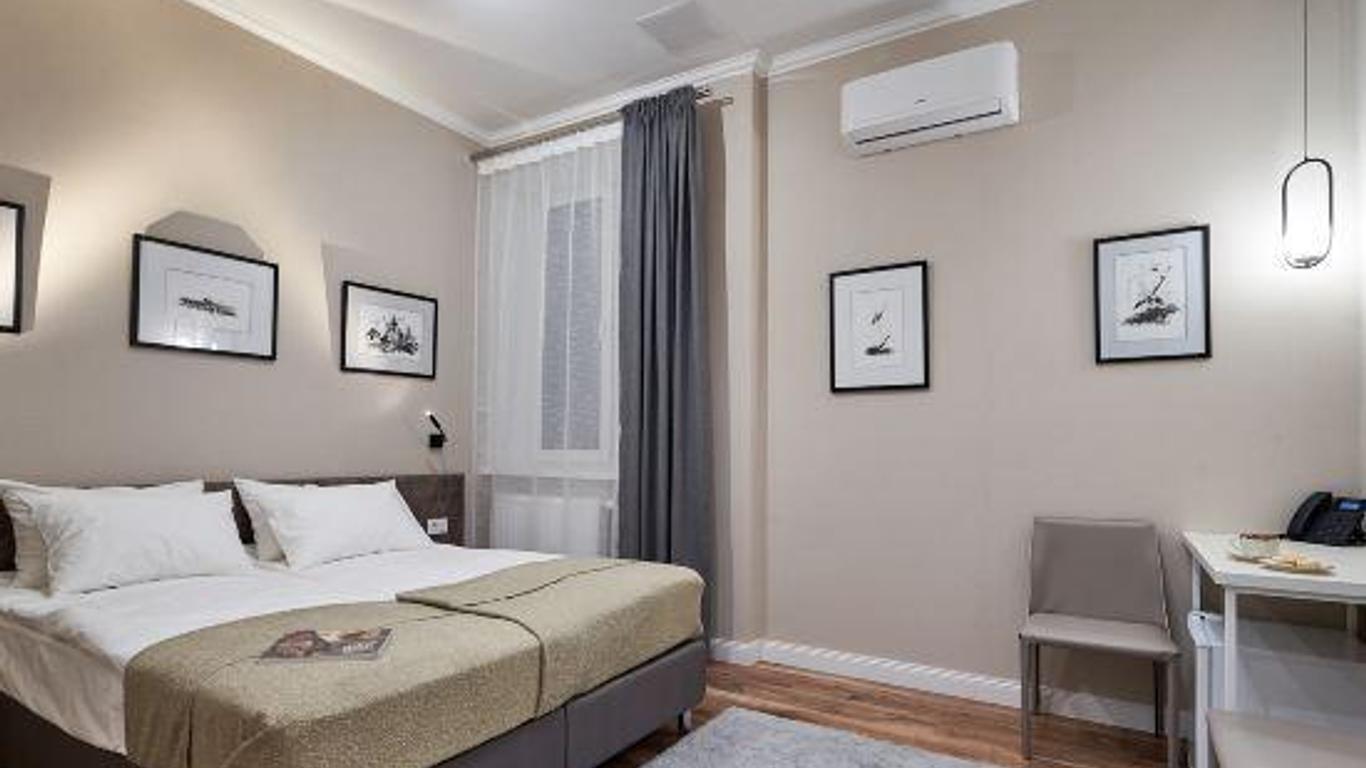 Artbox Hotel