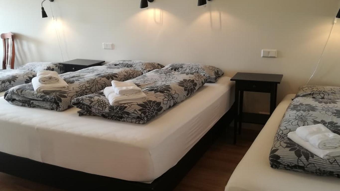 Guesthouse Storu-Laugar