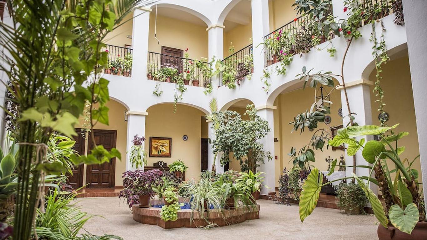 Hospedium Hotel Val De Pinares