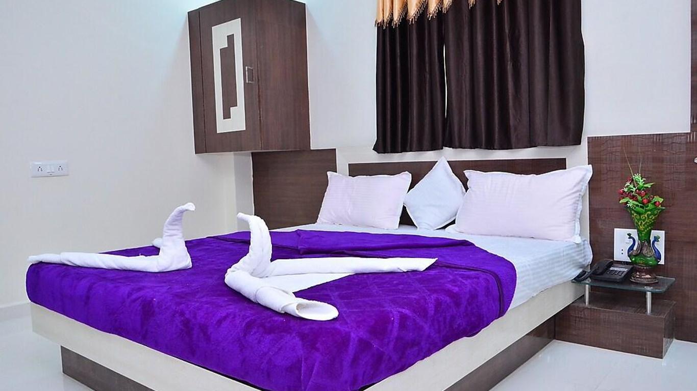 Hotel Raj Palace