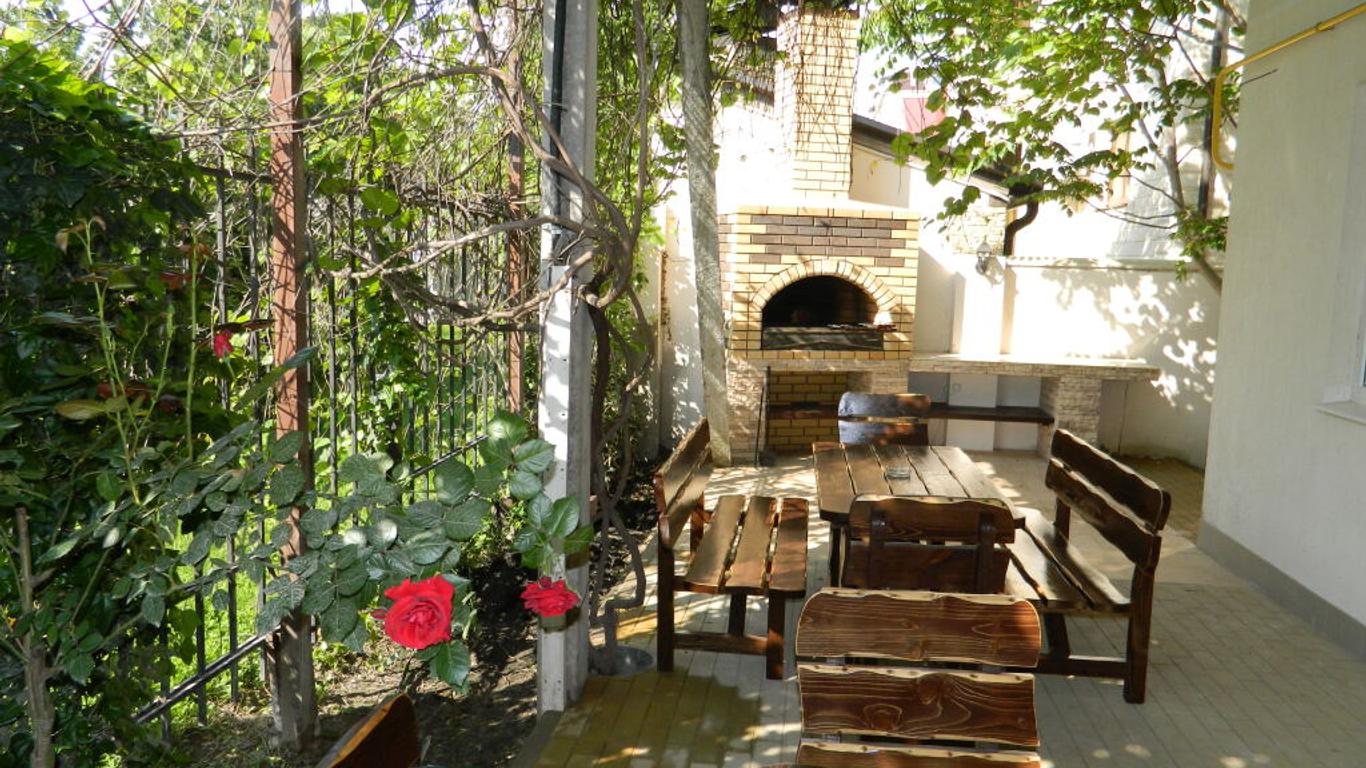 Dzhamayka Guest House