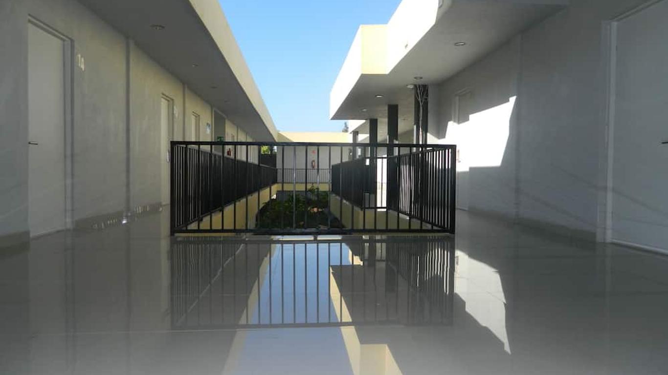 Capital Hotel
