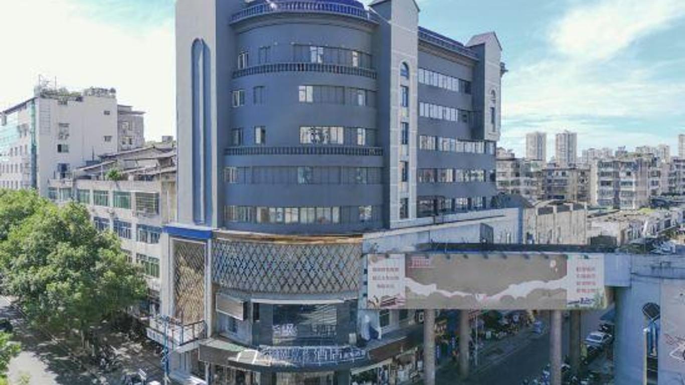 Xifeng Hotel