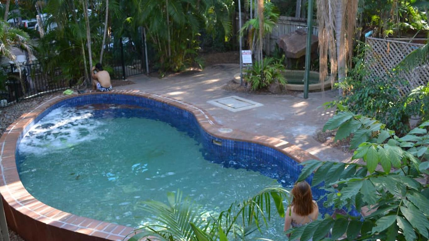 Frogs-hollow Backpackers