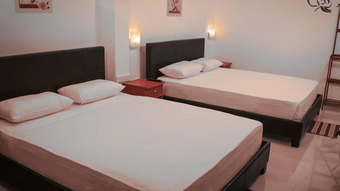 Kandy Waters Hotel