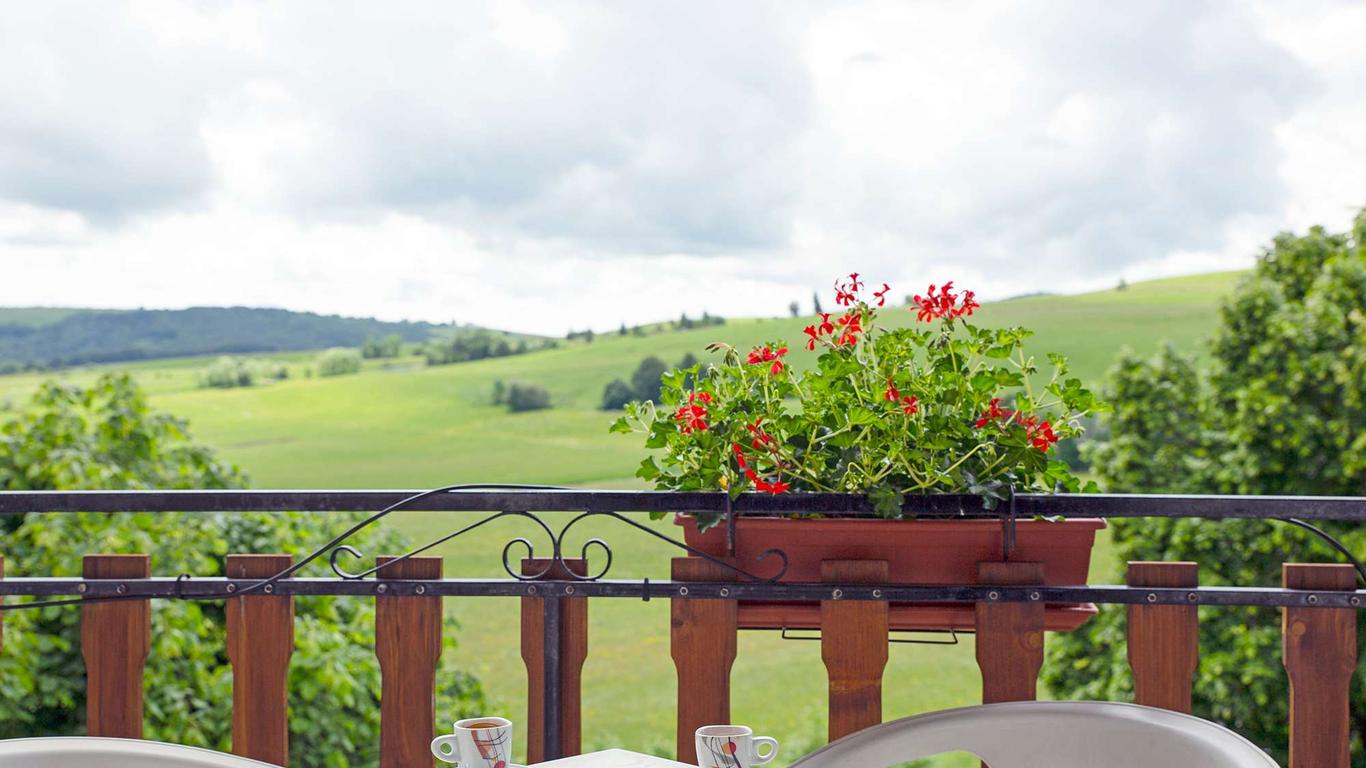 Auberge de la Petite Ferme, Super-Besse Est, The Originals Relais