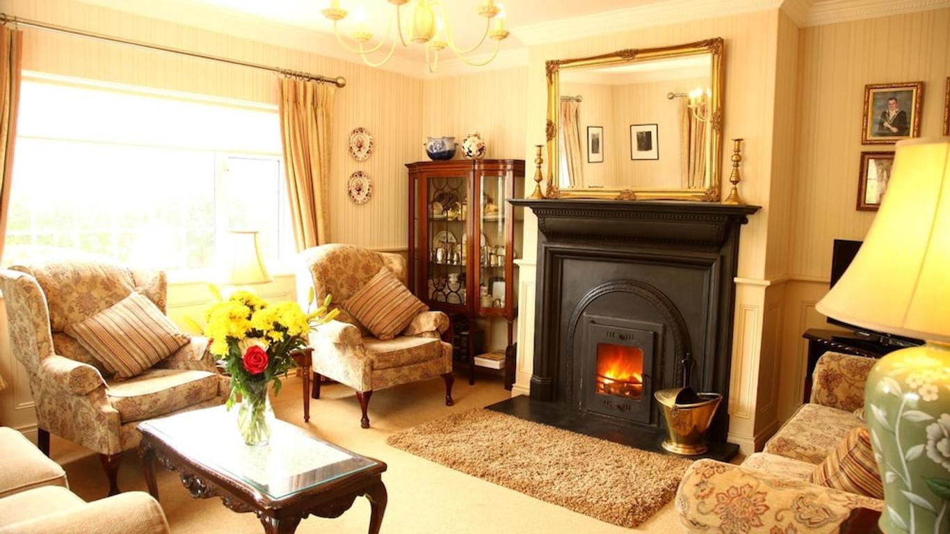 Brooklodge Bed And Breakfast