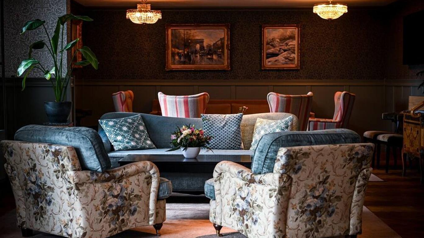 Hällsnäs Hotell & Restaurang