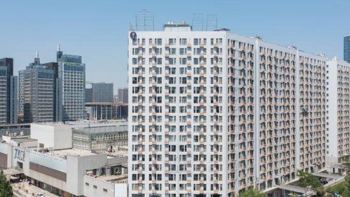 JI Hotel (Jinan Hi-tech Zone Dinghao Plaza)