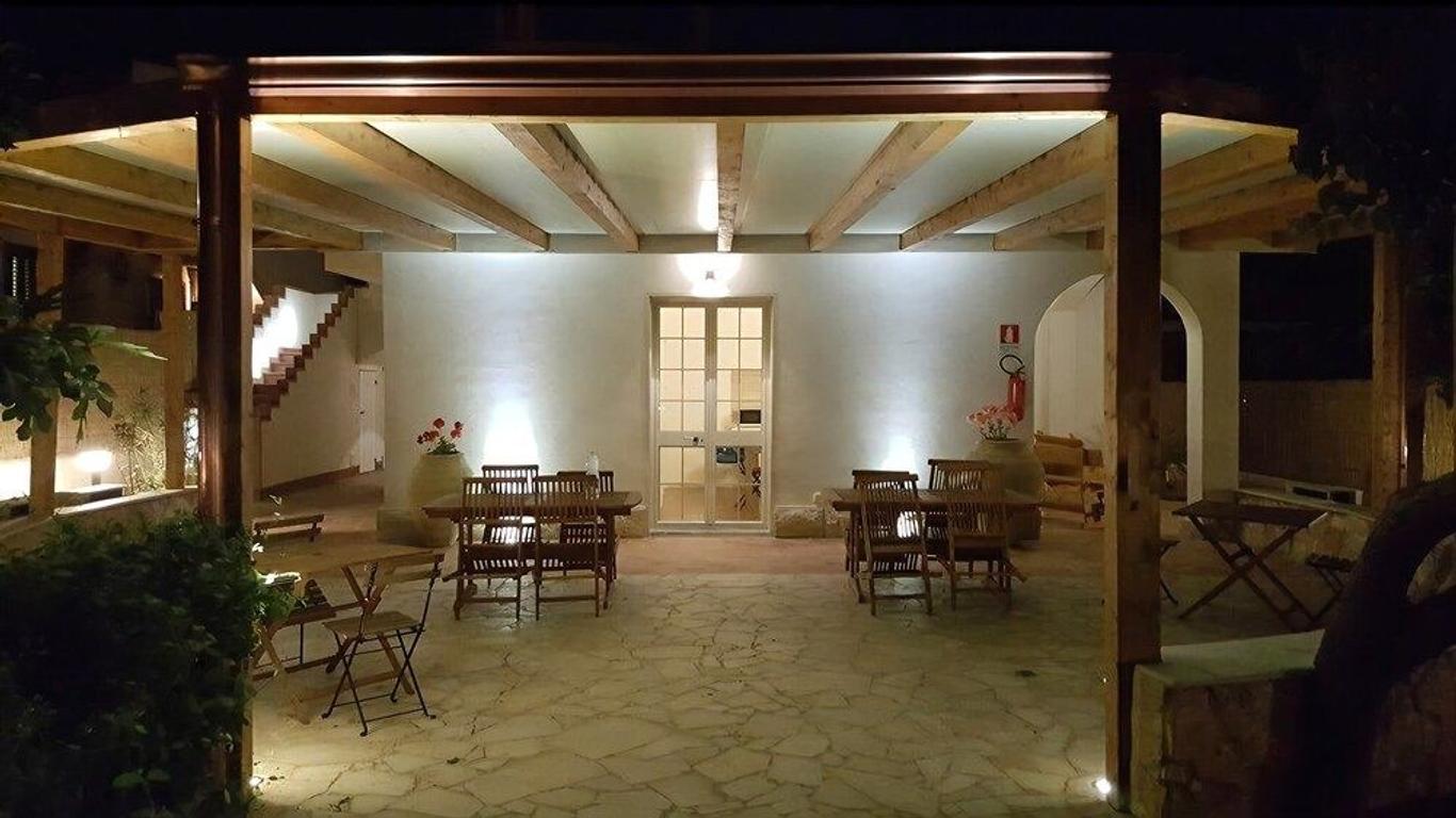 Casa Dei Carrubi
