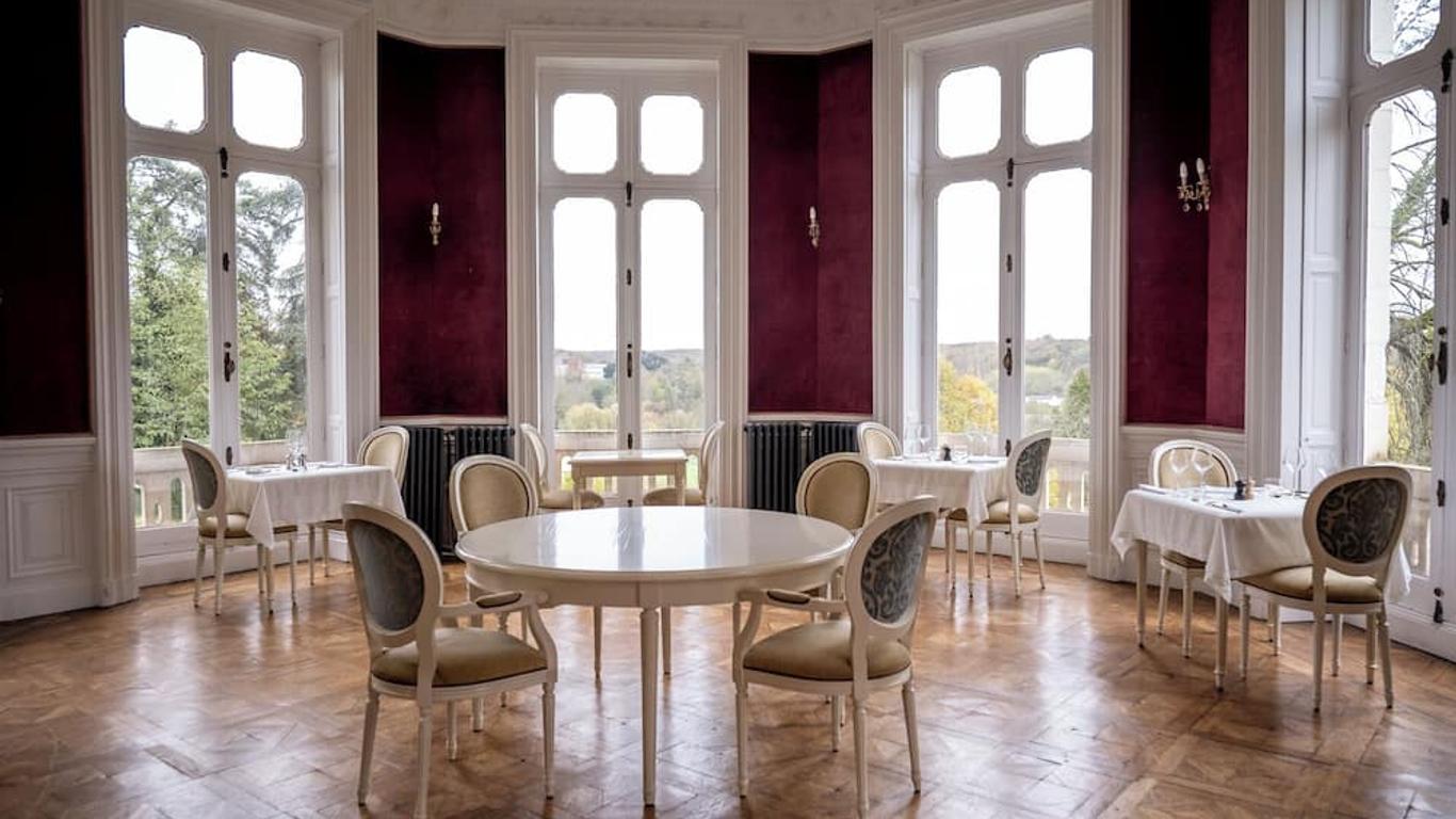 Chateau de L'Aubriere