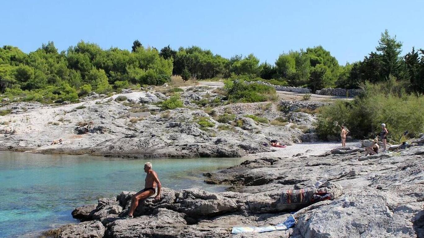 Apartments and rooms by the sea Sumartin, Brac - 2949